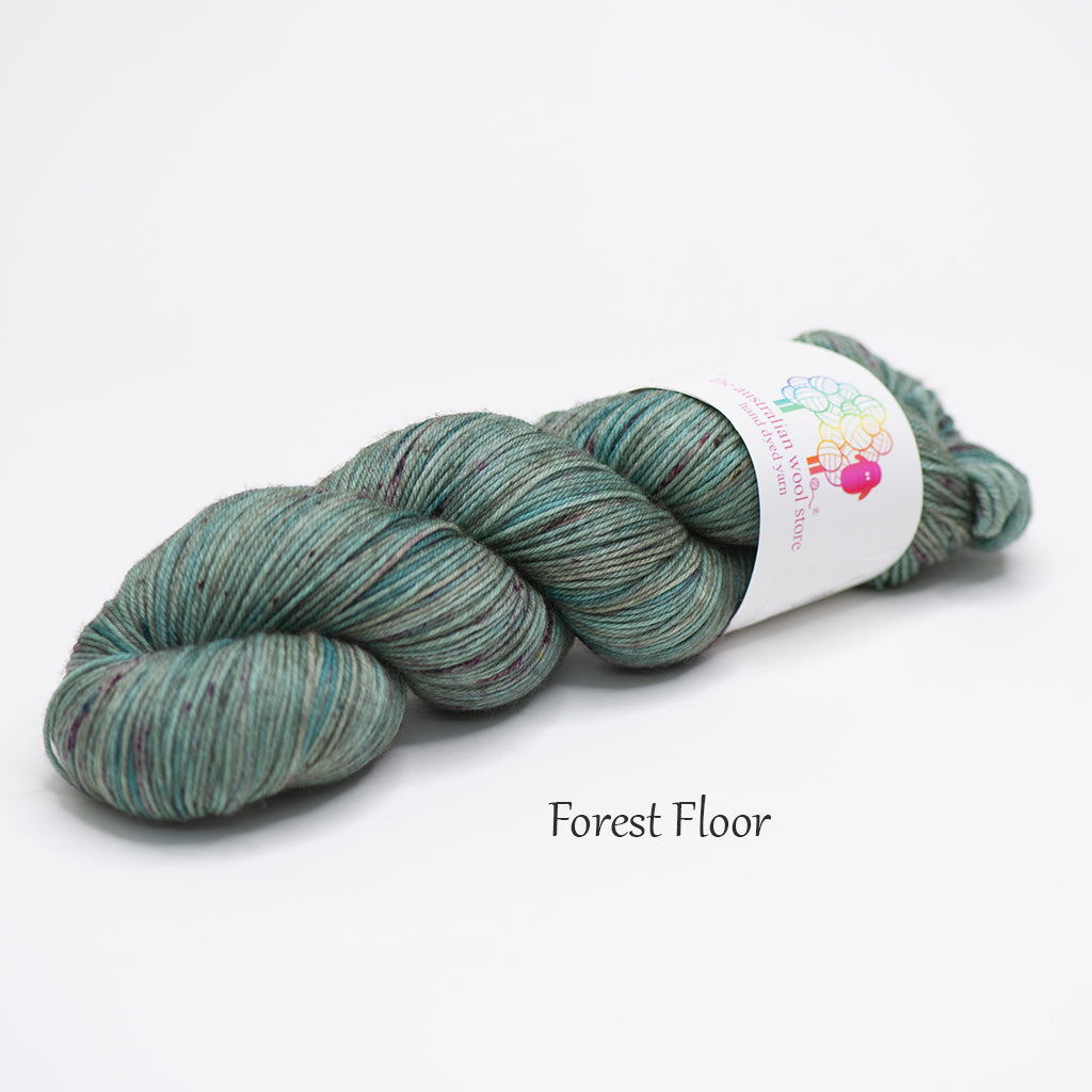 8ply/ DK weight 75% Superwash Merino / 25% Nylon, 100g skein, 200m