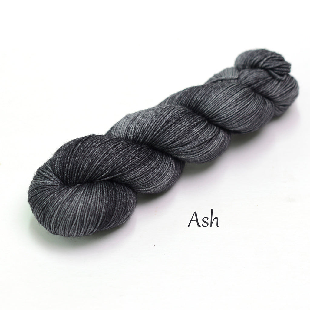 4ply/Fingering weight 75% Superwash Merino / 25% Nylon, 100g skein, 400m