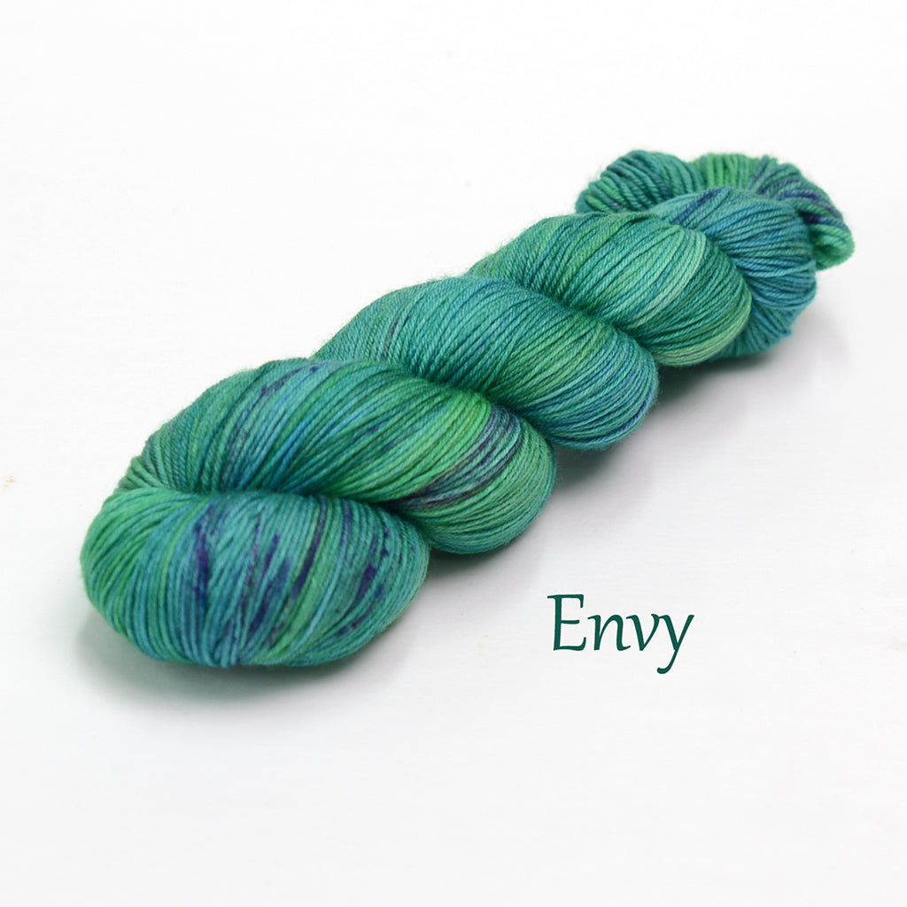 4ply/Fingering weight 75% Superwash Merino / 25% Nylon, 100g skein, 400m